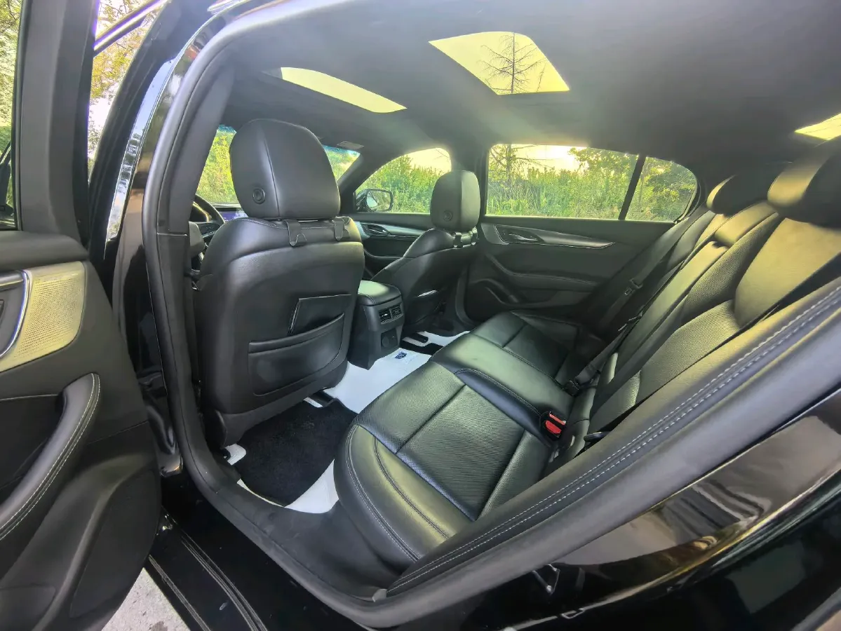 2021 Cadillac CT5 2.0T 237HP L4 10AT,autocango,china used car exporter,china ev exporter,chinese used car exporter,chinese used ev exporter