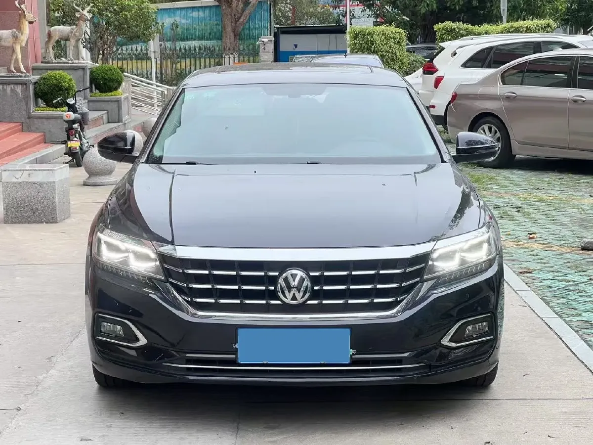2019 Volvo V40 1.5T 152HP L4 6AT,autocango,china used car exporter,china ev exporter,chinese used car exporter,chinese used ev exporter