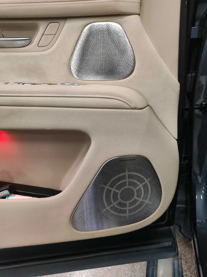 2022 Volvo S60 2.0T 197HP L4 8AT,autocango,china used car exporter,china ev exporter,chinese used car exporter,chinese used ev exporter