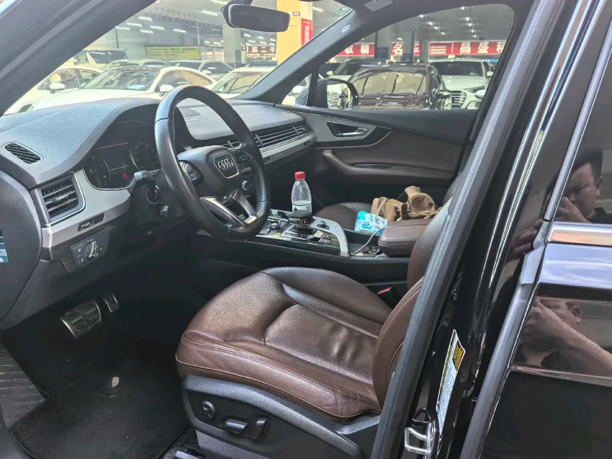 2018 Audi Q7 3.0T 333HP V6 8AT,autocango,china used car exporter,china ev exporter,chinese used car exporter,chinese used ev exporter