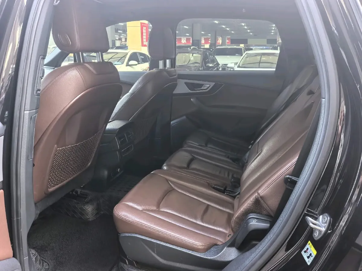 2018 Audi Q7 3.0T 333HP V6 8AT,autocango,china used car exporter,china ev exporter,chinese used car exporter,chinese used ev exporter