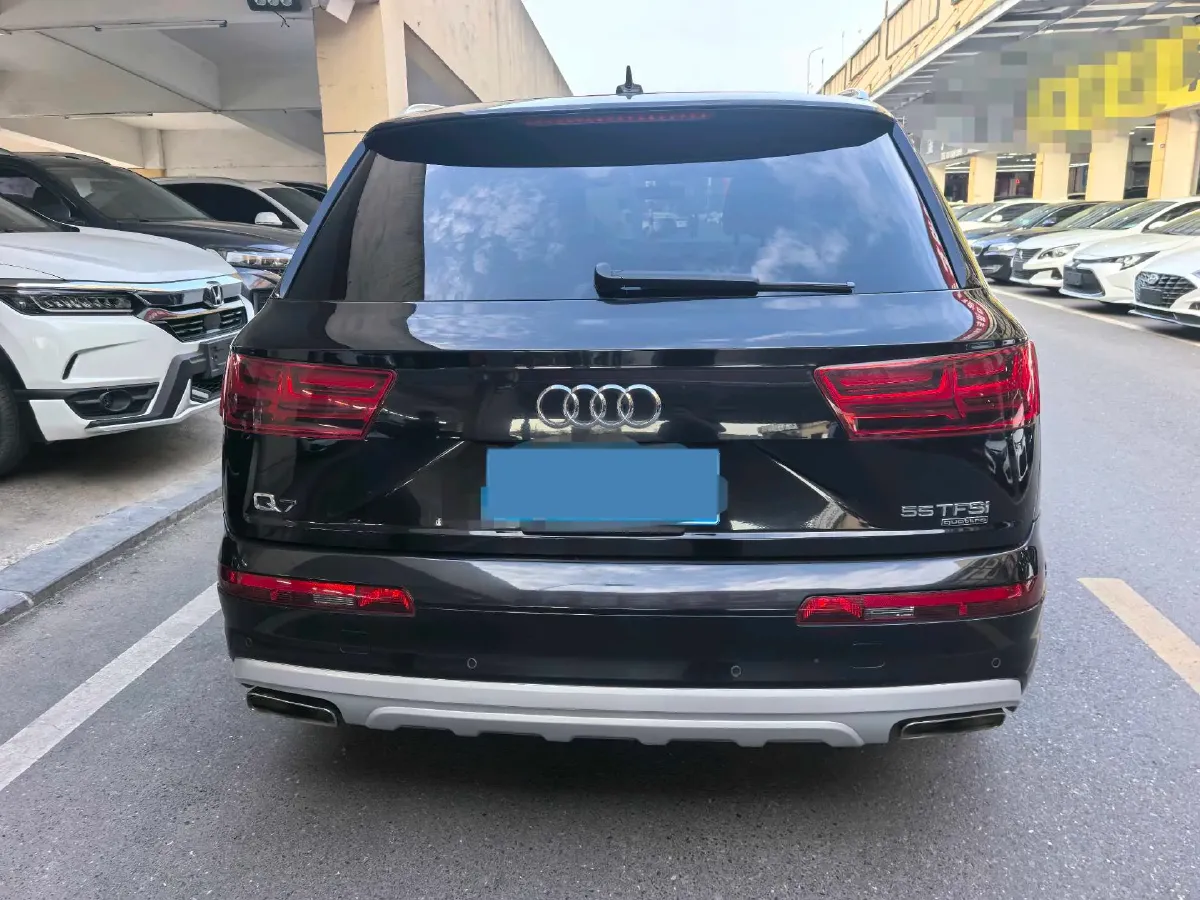 2018 Audi Q7 3.0T 333HP V6 8AT,autocango,china used car exporter,china ev exporter,chinese used car exporter,chinese used ev exporter
