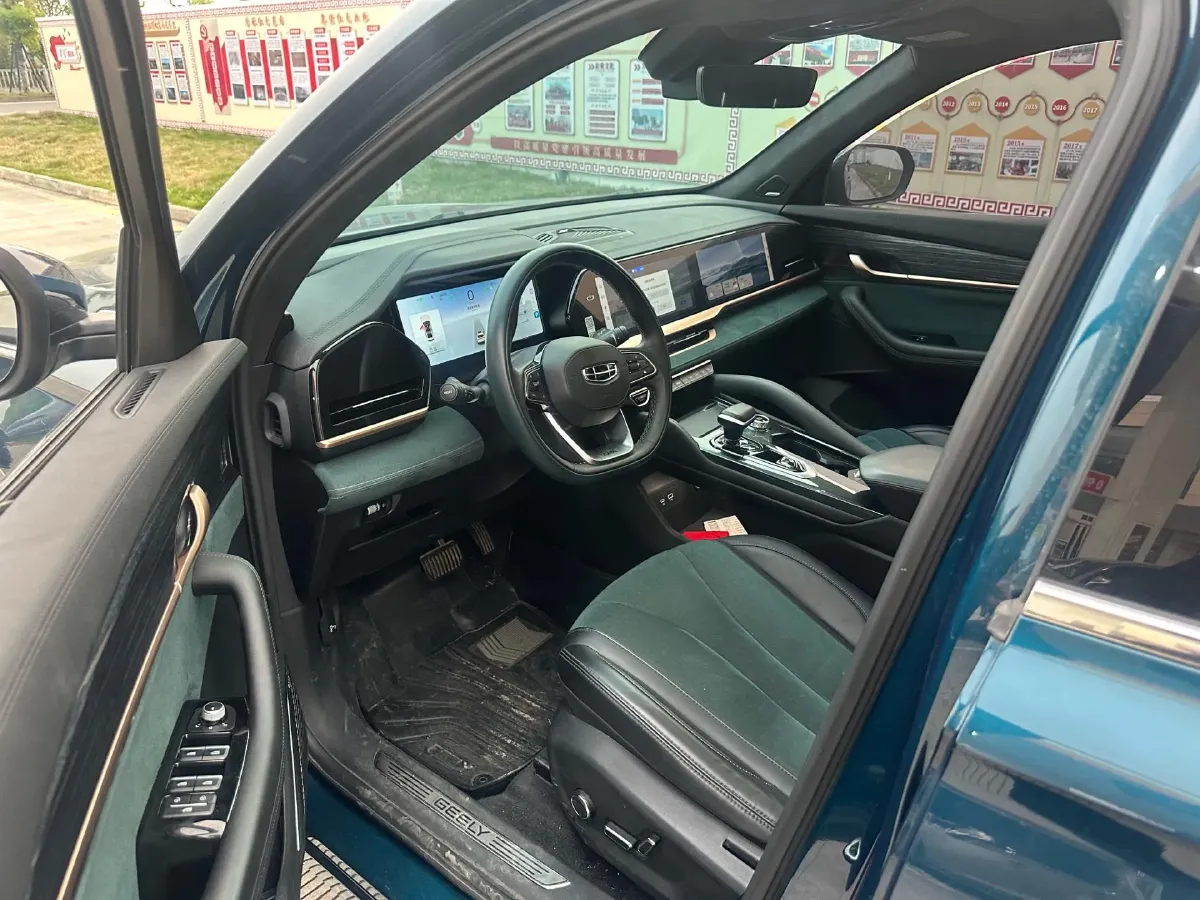 2021 Geely Monjaro 2.0T 218HP L4 7DCT,autocango,china used car exporter,china ev exporter,chinese used car exporter,chinese used ev exporter