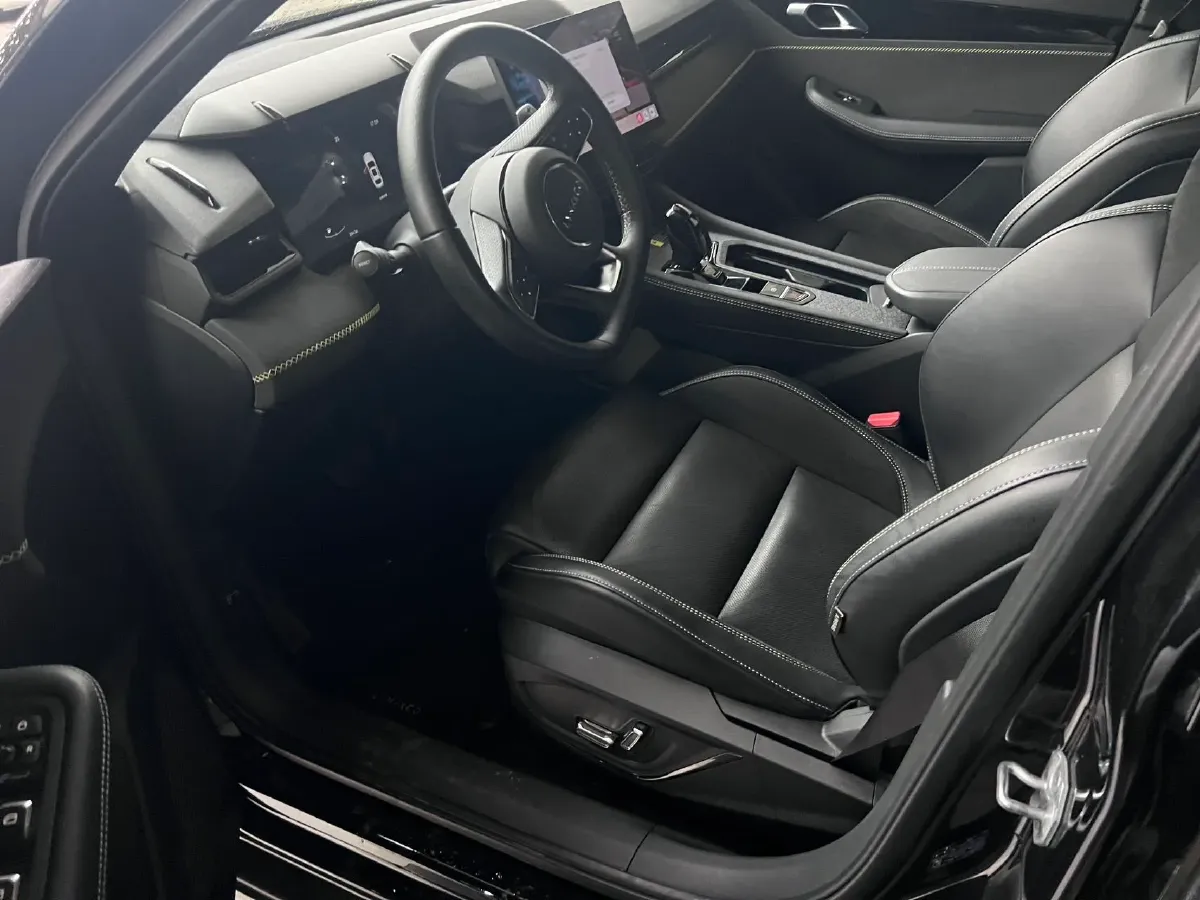 2023 MAXUS G50 1.5T 181HP L4 7DCT,autocango,china used car exporter,china ev exporter,chinese used car exporter,chinese used ev exporter