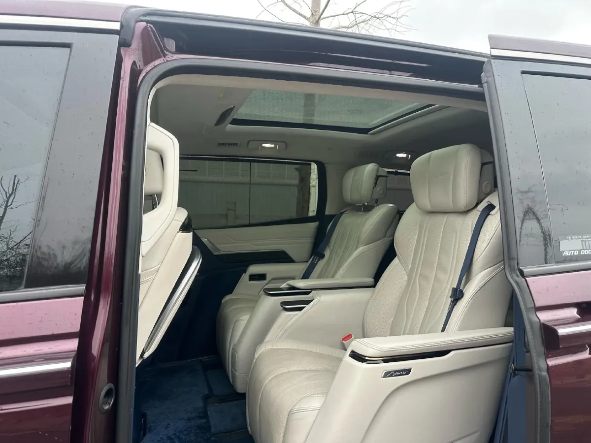 2023 Buick Century 2.0T 237HP L4 9AT,autocango,china used car exporter,china ev exporter,chinese used car exporter,chinese used ev exporter