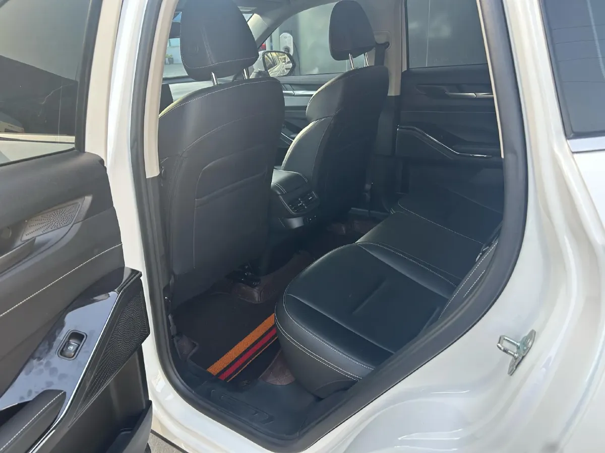 2022 Haval H6 1.5T 184HP L4 7DCT,autocango,china used car exporter,china ev exporter,chinese used car exporter,chinese used ev exporter