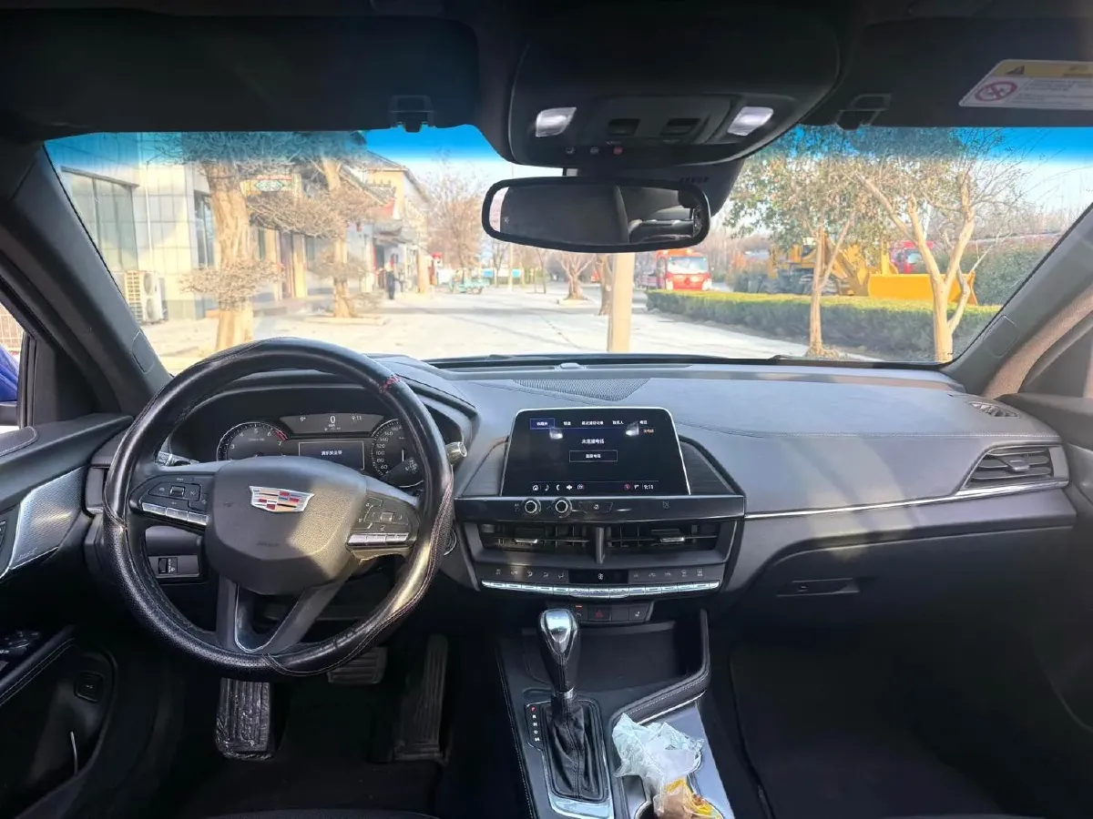 2022 Cadillac CT4 2.0T 237HP L4 8AT,autocango,china used car exporter,china ev exporter,chinese used car exporter,chinese used ev exporter