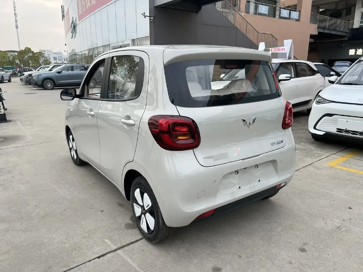2025 WuLing HongGuang MINI EV BEV 16.2KWH,autocango,china used car exporter,china ev exporter,chinese used car exporter,chinese used ev exporter