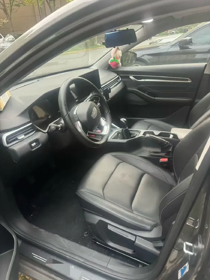 2025 Geely Emgrand 1.5L 127HP L4 5MT,autocango,china used car exporter,china ev exporter,chinese used car exporter,chinese used ev exporter