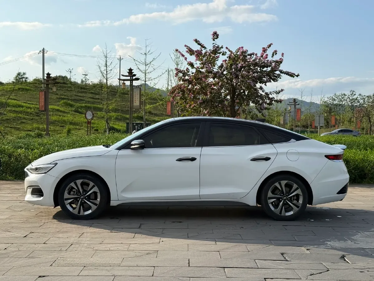 2019 Hyundai La Festa 1.6T 190HP L4 7DCT,autocango,china used car exporter,china ev exporter,chinese used car exporter,chinese used ev exporter