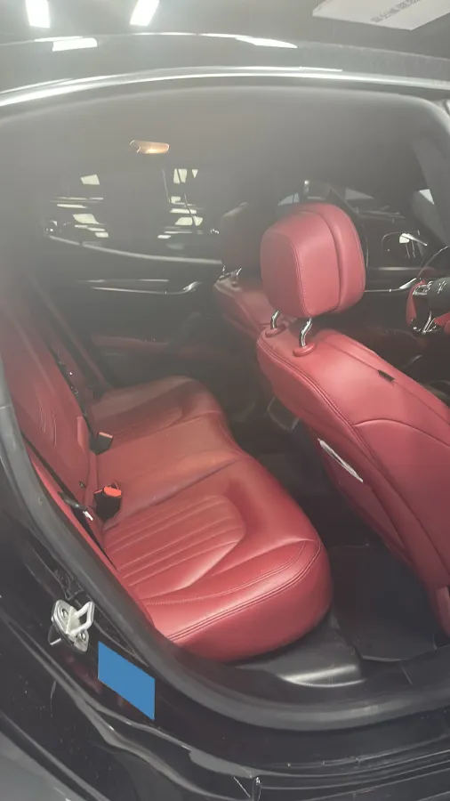 2022 Audi Q7 2.0T 245HP L4 8AT,autocango,china used car exporter,china ev exporter,chinese used car exporter,chinese used ev exporter