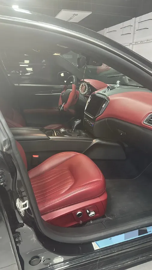 2022 Audi Q7 2.0T 245HP L4 8AT,autocango,china used car exporter,china ev exporter,chinese used car exporter,chinese used ev exporter