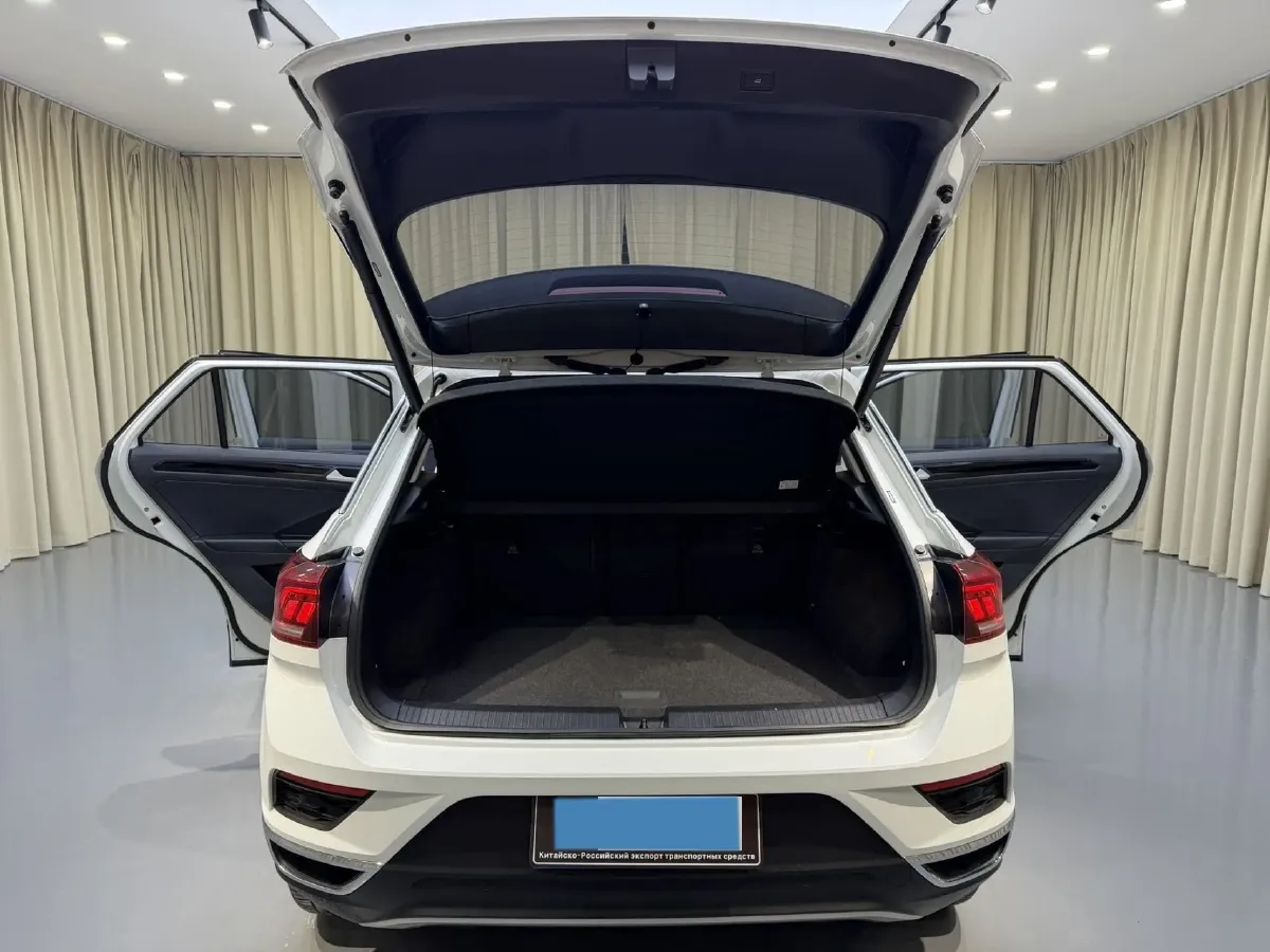 2022 Volkswagen T-Roc 1.4T 150HP L4 7DCT,autocango,china used car exporter,china ev exporter,chinese used car exporter,chinese used ev exporter