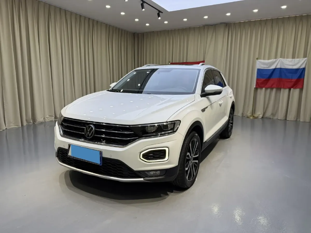 2022 Volkswagen T-Roc 1.4T 150HP L4 7DCT,autocango,china used car exporter,china ev exporter,chinese used car exporter,chinese used ev exporter