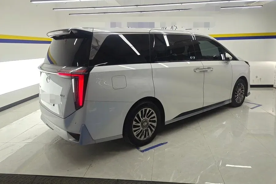 2023 GAC Trumpchi M8 2.0T 252HP L4 8AT,autocango,china used car exporter,china ev exporter,chinese used car exporter,chinese used ev exporter