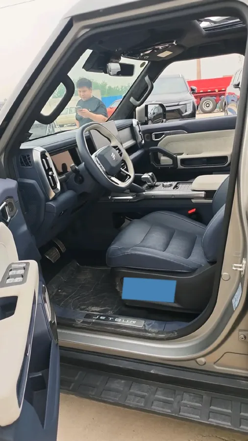 2024 Jetour ShanHai TravellerC-DM 1.5T 156HP L4 3DHT PHEV 43.24KWH,autocango,china used car exporter,china ev exporter,chinese used car exporter,chinese used ev exporter