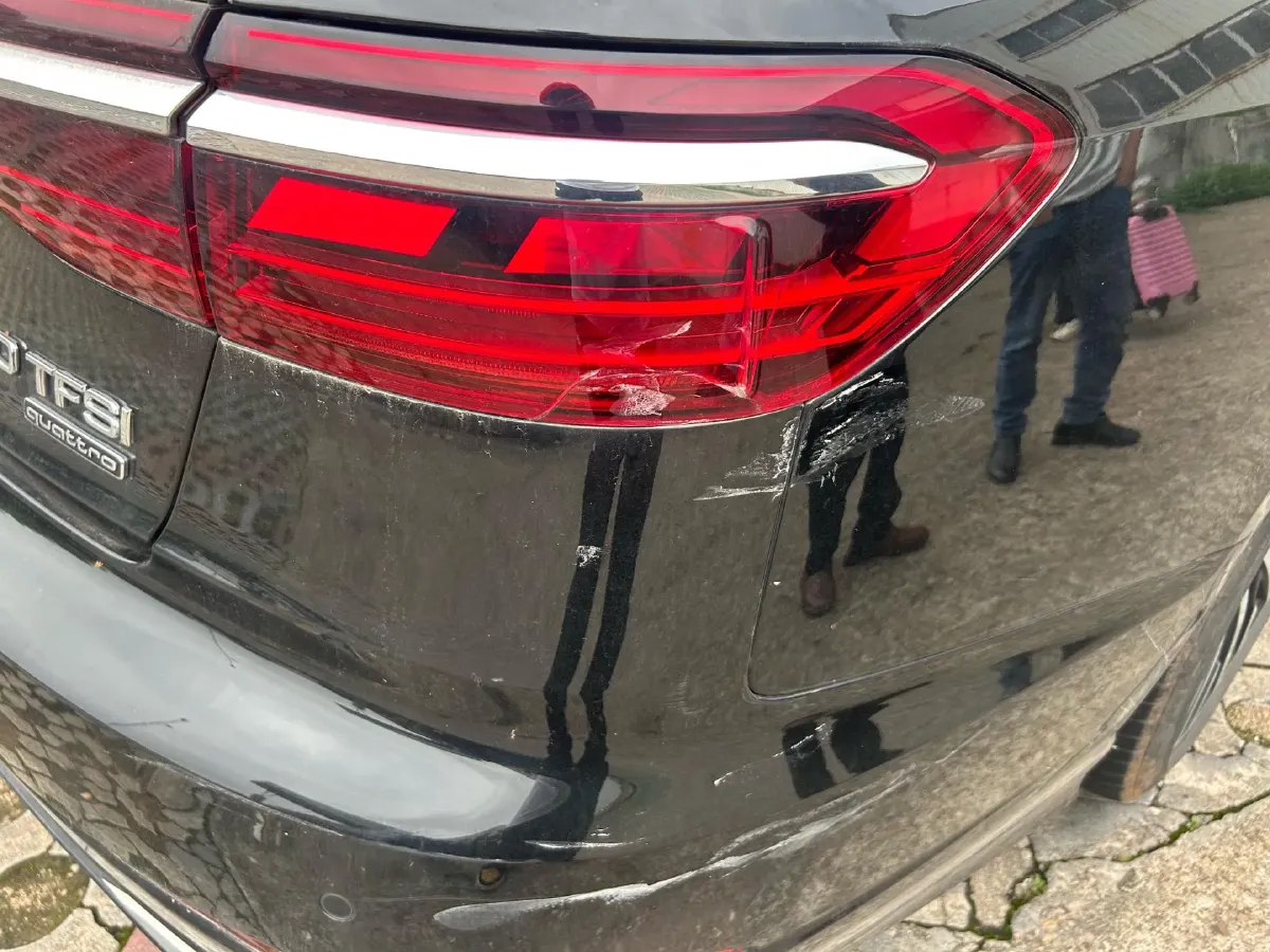 2024 Audi A8 3.0T 286HP V6 8AT,autocango,china used car exporter,china ev exporter,chinese used car exporter,chinese used ev exporter