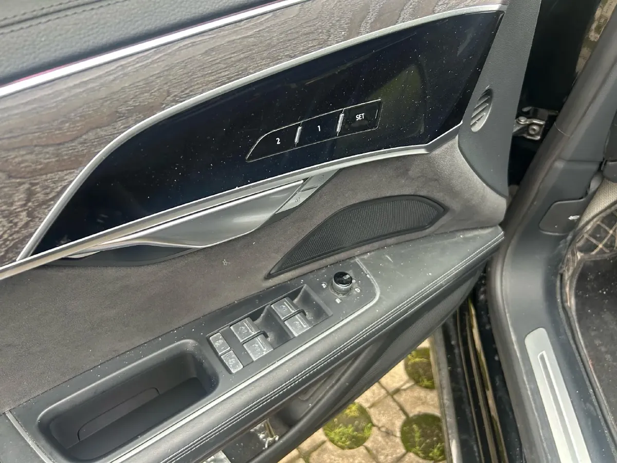 2024 Audi A8 3.0T 286HP V6 8AT,autocango,china used car exporter,china ev exporter,chinese used car exporter,chinese used ev exporter