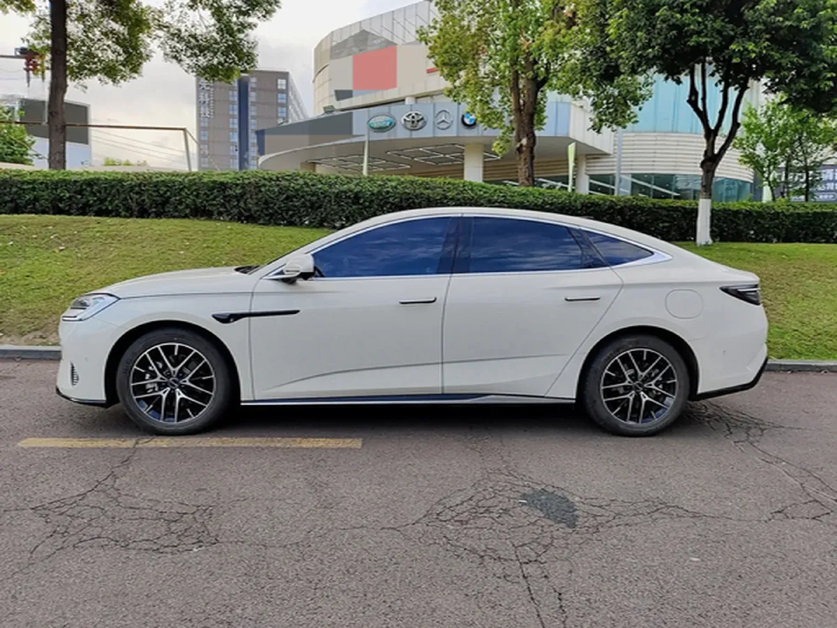 2025 BYD Seal07 DM-i 1.5L 101HP L4 E-CVT PHEV 17.6KWH,autocango,china used car exporter,china ev exporter,chinese used car exporter,chinese used ev exporter