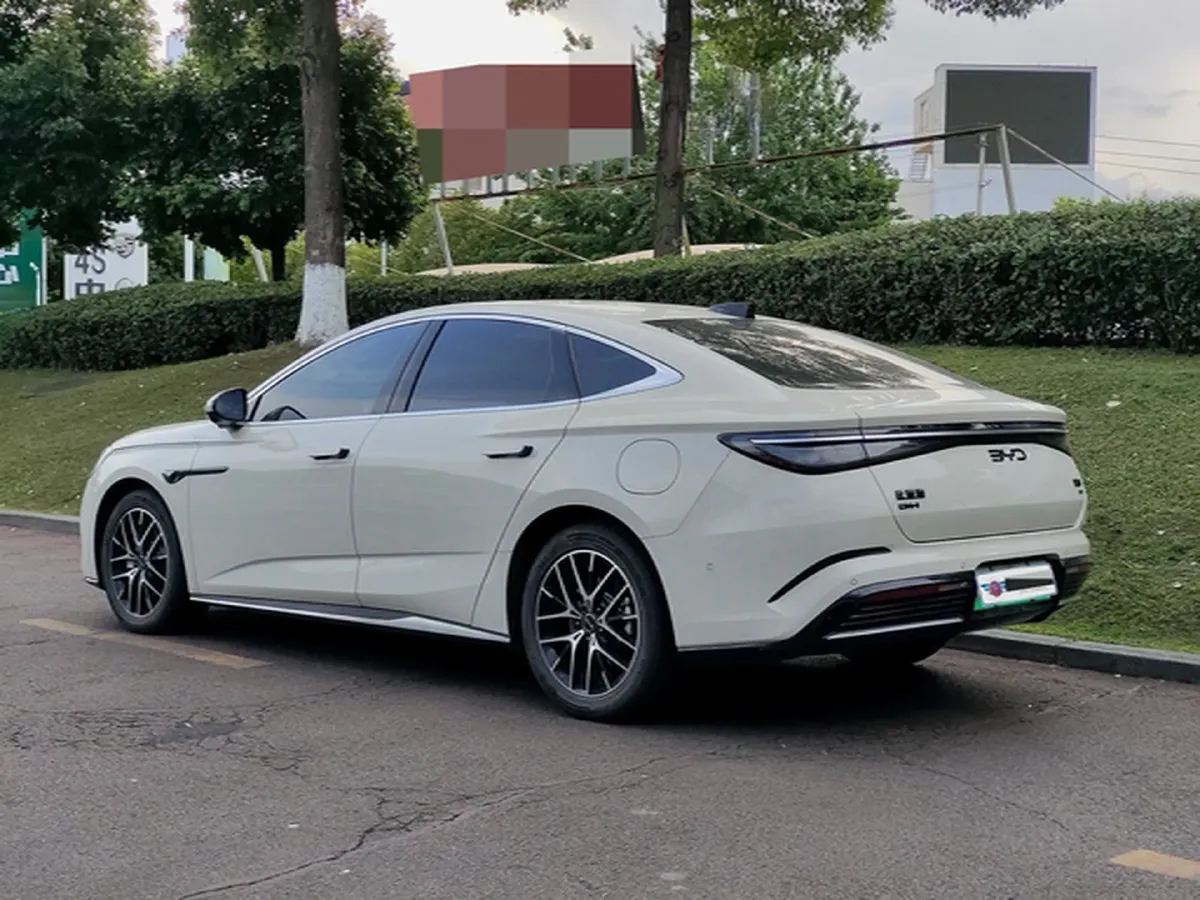 2025 BYD Seal07 DM-i 1.5L 101HP L4 E-CVT PHEV 17.6KWH,autocango,china used car exporter,china ev exporter,chinese used car exporter,chinese used ev exporter