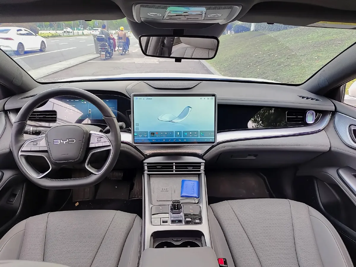 2025 BYD Seal07 DM-i 1.5L 101HP L4 E-CVT PHEV 17.6KWH,autocango,china used car exporter,china ev exporter,chinese used car exporter,chinese used ev exporter