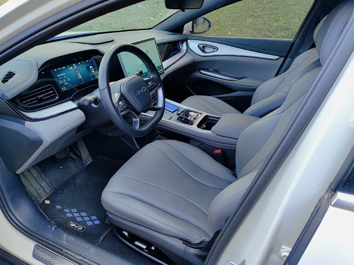 2025 BYD Seal07 DM-i 1.5L 101HP L4 E-CVT PHEV 17.6KWH,autocango,china used car exporter,china ev exporter,chinese used car exporter,chinese used ev exporter