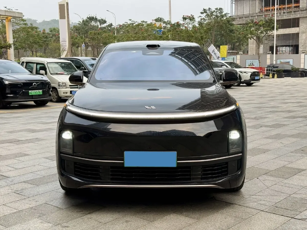 2025 Li L9 Range Extended 154HP REEV,autocango,china used car exporter,china ev exporter,chinese used car exporter,chinese used ev exporter