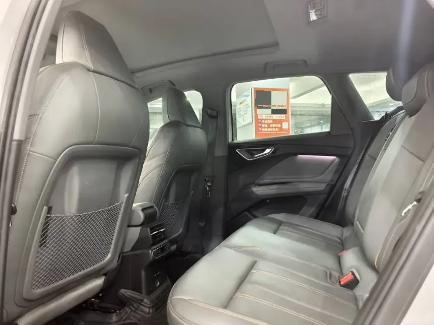 2024 Audi Q4 e-tron BEV 84.8KWH,autocango,china used car exporter,china ev exporter,chinese used car exporter,chinese used ev exporter