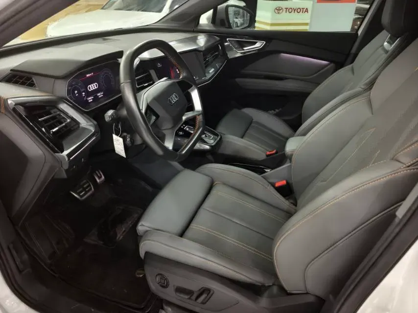 2024 Audi Q4 e-tron BEV 84.8KWH,autocango,china used car exporter,china ev exporter,chinese used car exporter,chinese used ev exporter