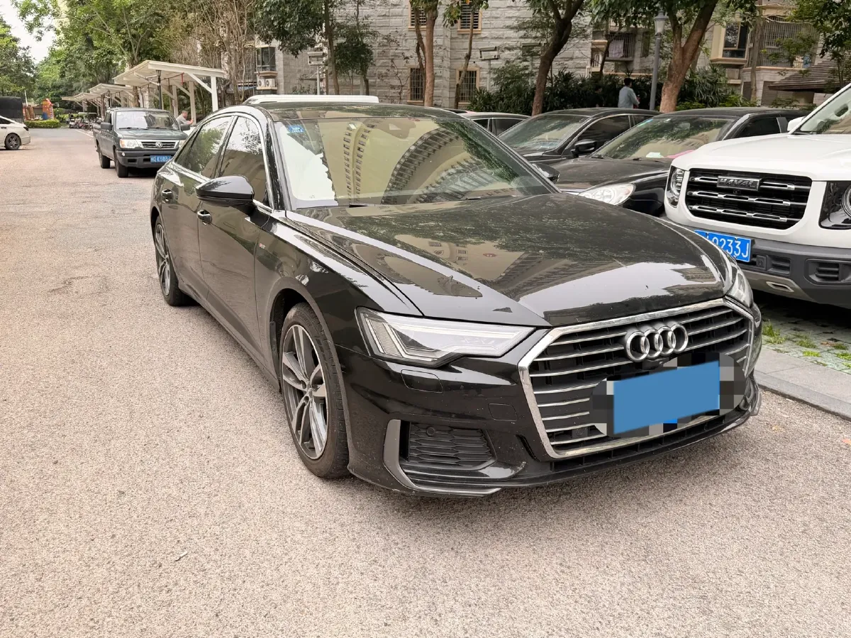 2020 Audi A6L 2.0T 190HP L4 7DCT,autocango,china used car exporter,china ev exporter,chinese used car exporter,chinese used ev exporter