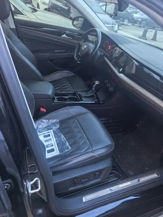 2019 Volvo V40 1.5T 152HP L4 6AT,autocango,china used car exporter,china ev exporter,chinese used car exporter,chinese used ev exporter