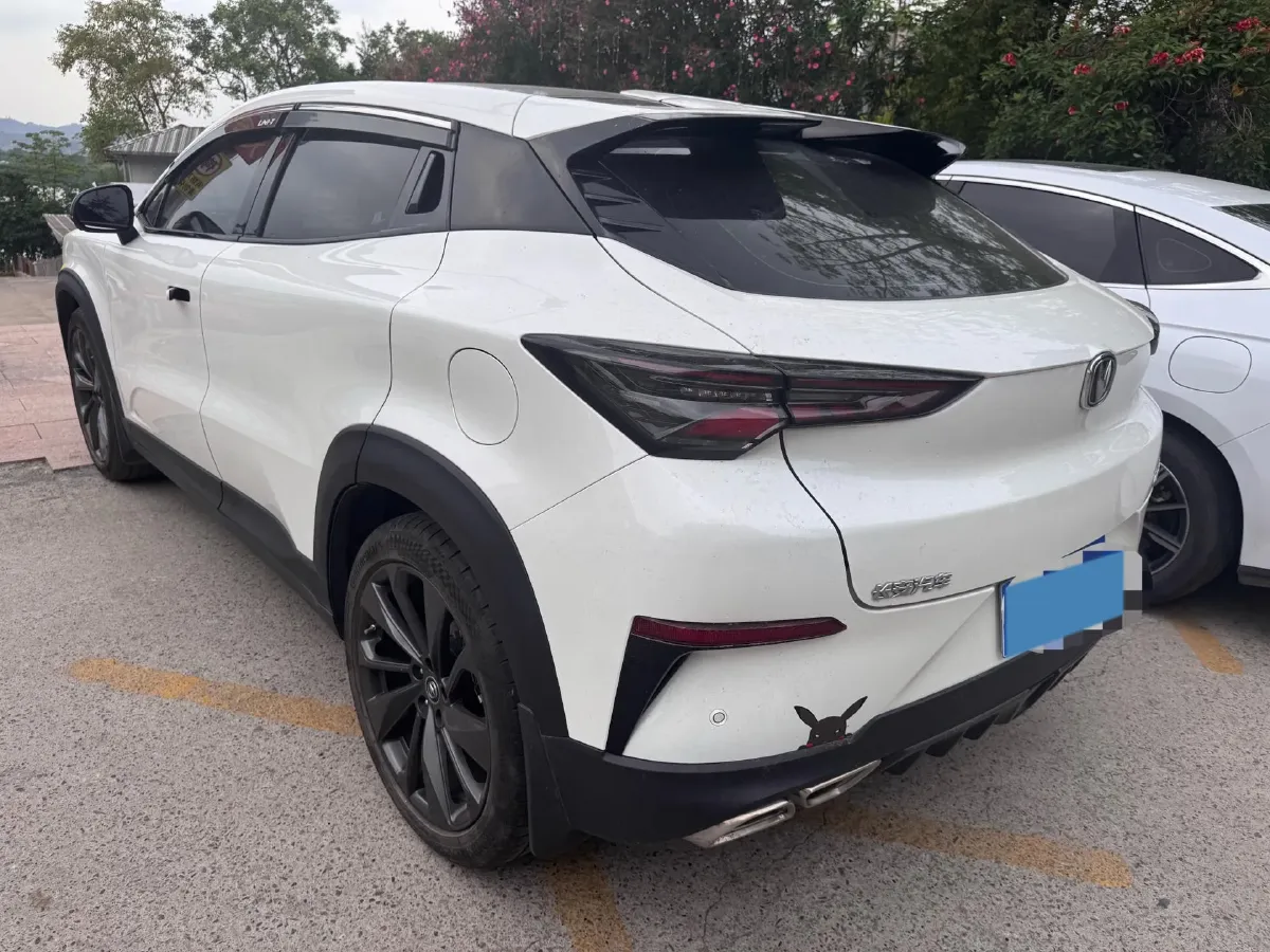 2020 ChangAn UNI-T 1.5T 180HP L4 7DCT,autocango,china used car exporter,china ev exporter,chinese used car exporter,chinese used ev exporter