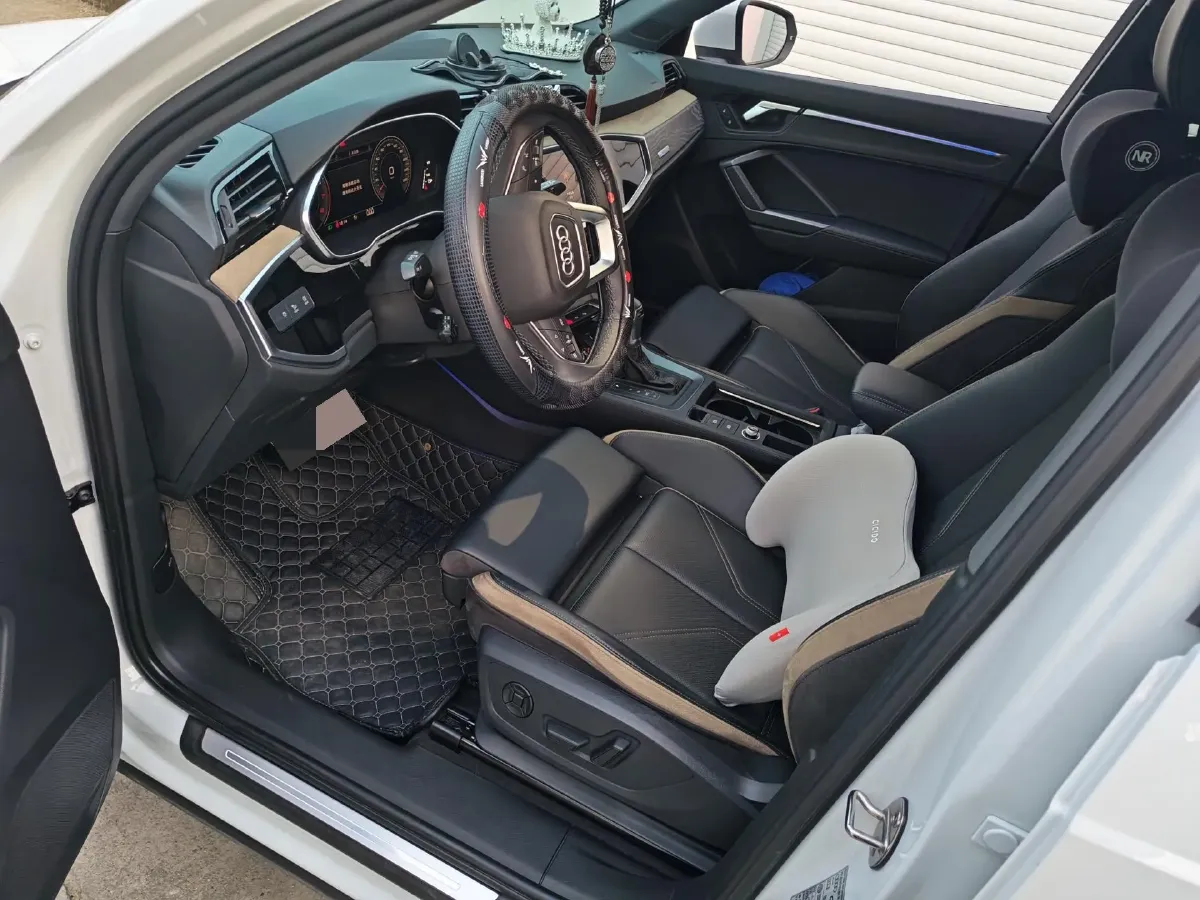 2024 Audi Q3 1.5T 160HP L4 7DCT,autocango,china used car exporter,china ev exporter,chinese used car exporter,chinese used ev exporter