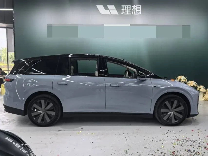 2025 Li i8 BEV,autocango,china used car exporter,china ev exporter,chinese used car exporter,chinese used ev exporter