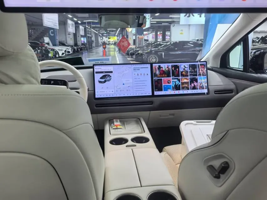 2025 Li i8 BEV,autocango,china used car exporter,china ev exporter,chinese used car exporter,chinese used ev exporter