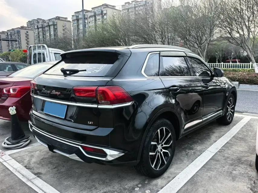 2018 Zotye Damy X7 2.0T 190HP L4 8AT,autocango,china used car exporter,china ev exporter,chinese used car exporter,chinese used ev exporter