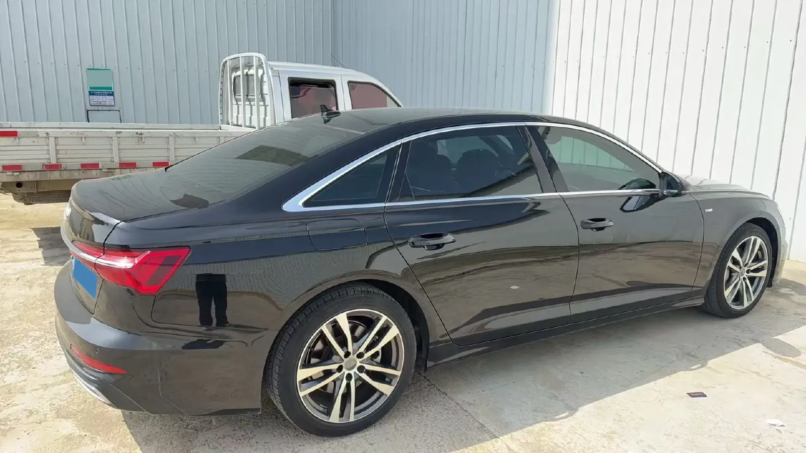 2019 Mercedes-Benz E Class 1.5T 184HP L4 9AT,autocango,china used car exporter,china ev exporter,chinese used car exporter,chinese used ev exporter