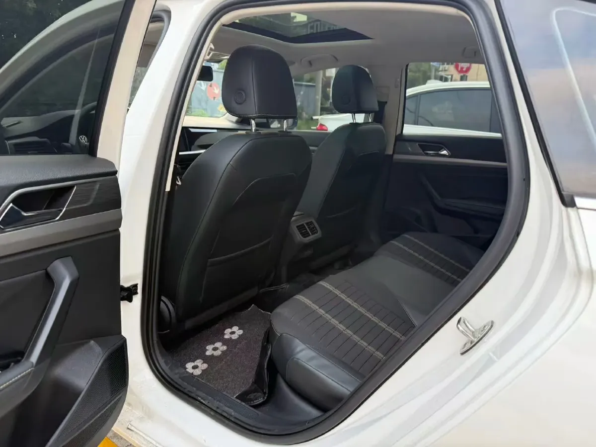 2022 Volkswagen Sagitar 1.2T 116HP L4 7DCT,autocango,china used car exporter,china ev exporter,chinese used car exporter,chinese used ev exporter