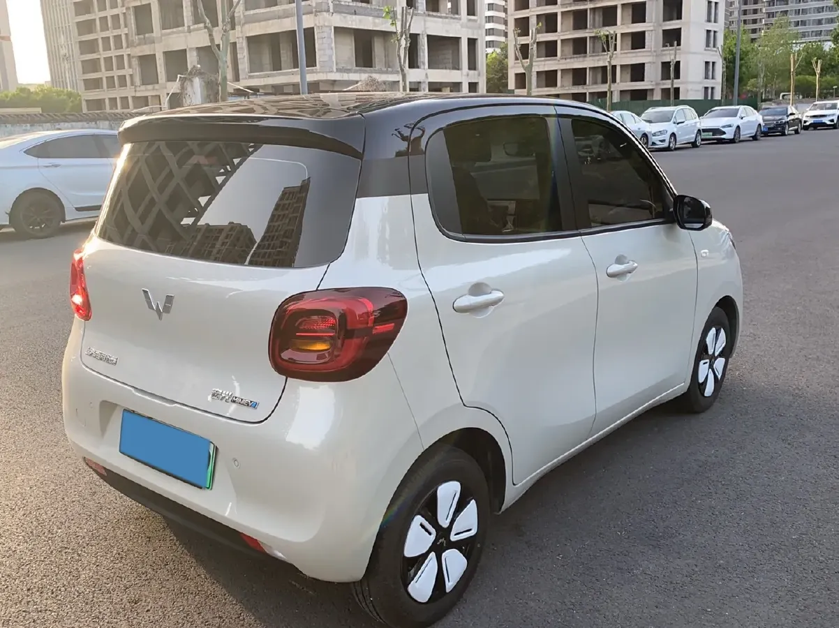2025 WuLing HongGuang MINI EV BEV 16.2KWH,autocango,china used car exporter,china ev exporter,chinese used car exporter,chinese used ev exporter