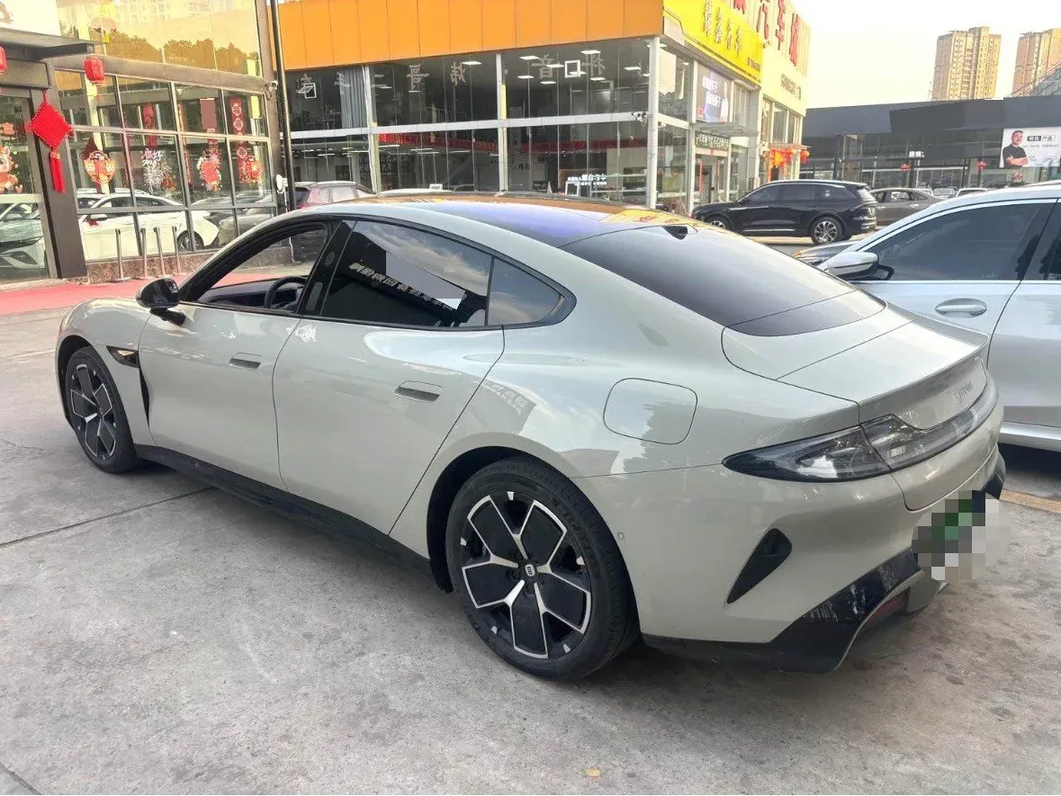 2024 MI SU7 BEV 73.6KWH,autocango,china used car exporter,china ev exporter,chinese used car exporter,chinese used ev exporter