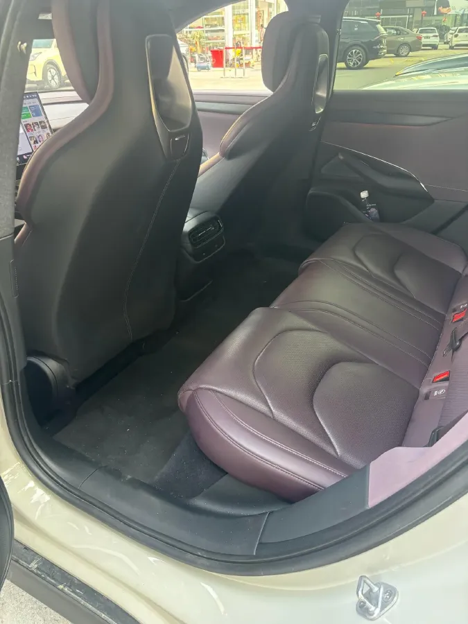 2024 MI SU7 BEV 73.6KWH,autocango,china used car exporter,china ev exporter,chinese used car exporter,chinese used ev exporter