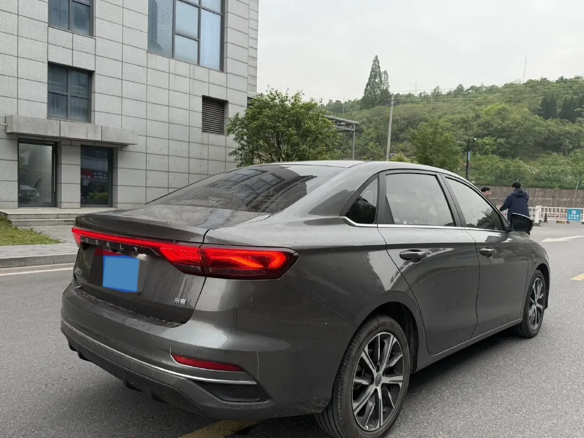 2022 Geely Emgrand 1.5L 114HP L4 CVT,autocango,china used car exporter,china ev exporter,chinese used car exporter,chinese used ev exporter