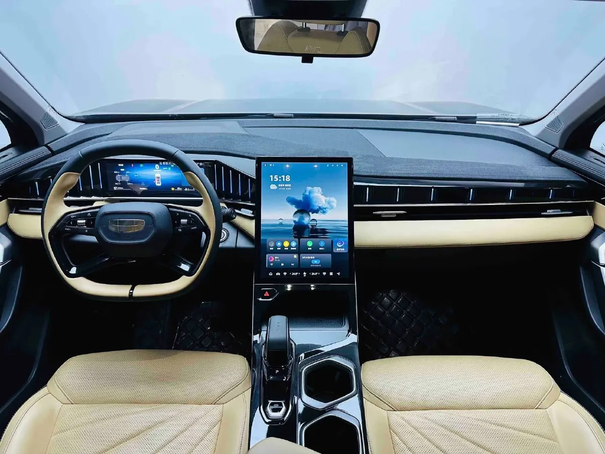 2023 Geely StarRay 1.5T 181HP L4 7DCT,autocango,china used car exporter,china ev exporter,chinese used car exporter,chinese used ev exporter