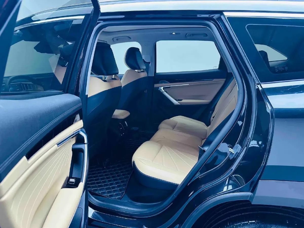 2023 Geely StarRay 1.5T 181HP L4 7DCT,autocango,china used car exporter,china ev exporter,chinese used car exporter,chinese used ev exporter