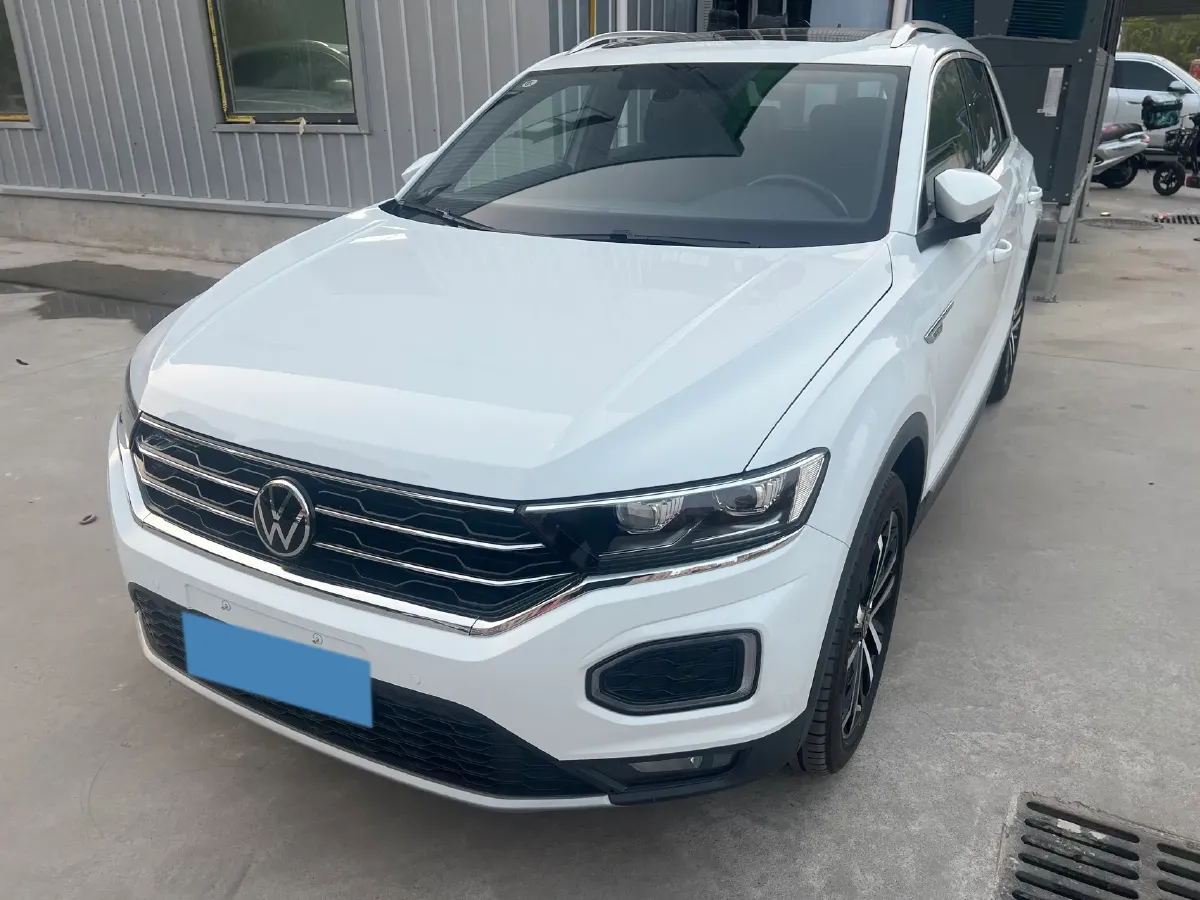 2022 Volkswagen T-Roc 1.4T 150HP L4 7DCT,autocango,china used car exporter,china ev exporter,chinese used car exporter,chinese used ev exporter