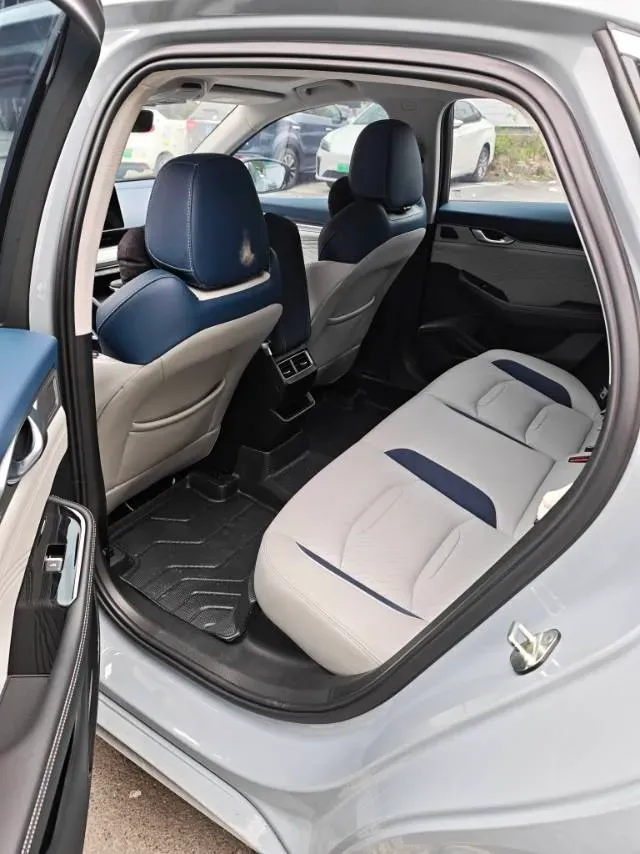 2023 Geely Preface 2.0T 190HP L4 7DCT,autocango,china used car exporter,china ev exporter,chinese used car exporter,chinese used ev exporter