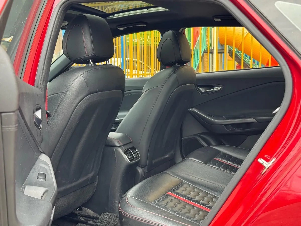 2019 Hyundai La Festa 1.6T 204HP L4 7DCT,autocango,china used car exporter,china ev exporter,chinese used car exporter,chinese used ev exporter