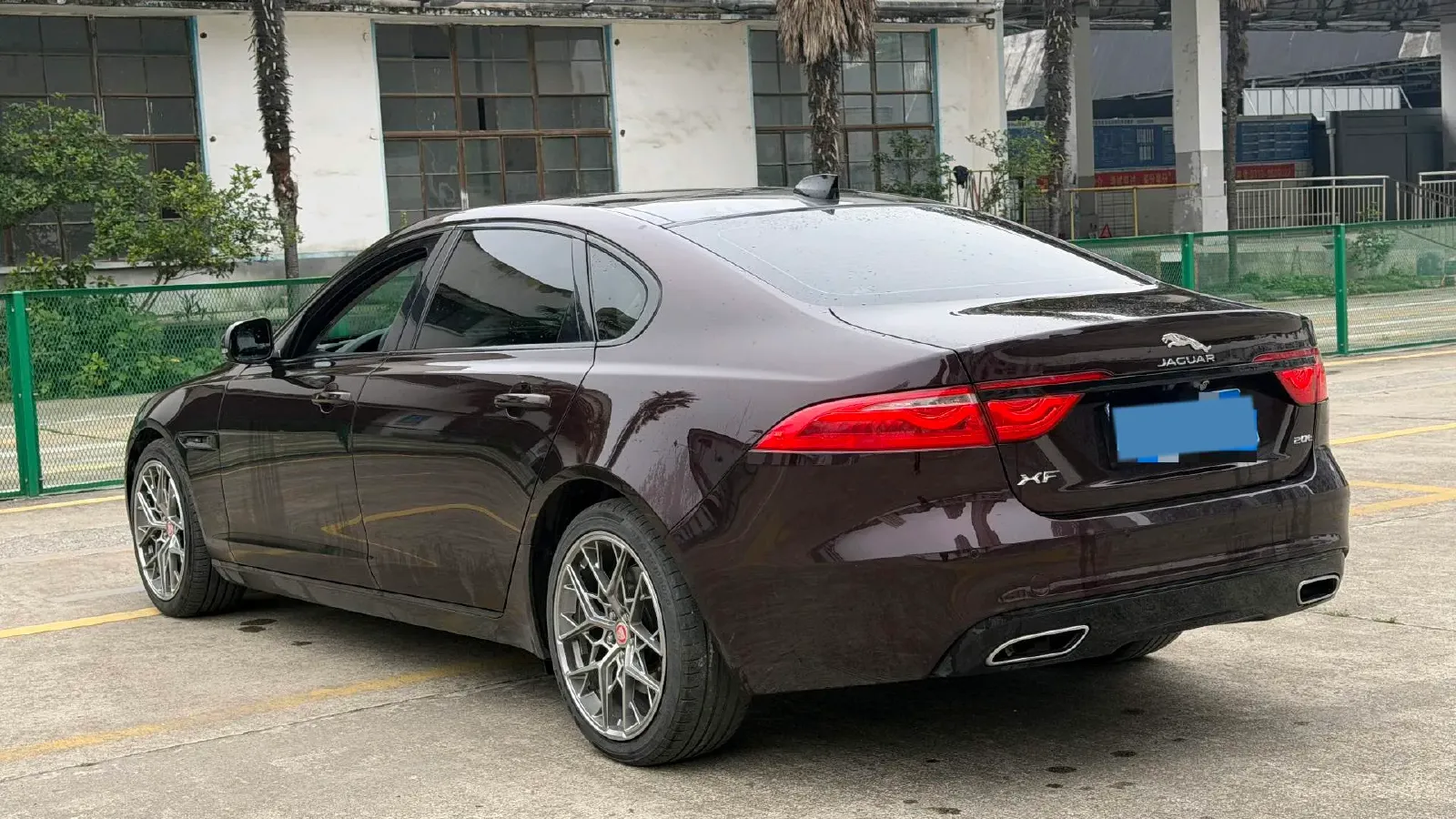 2020 Jaguar XFL 2.0T 200HP L4 8AT,autocango,china used car exporter,china ev exporter,chinese used car exporter,chinese used ev exporter