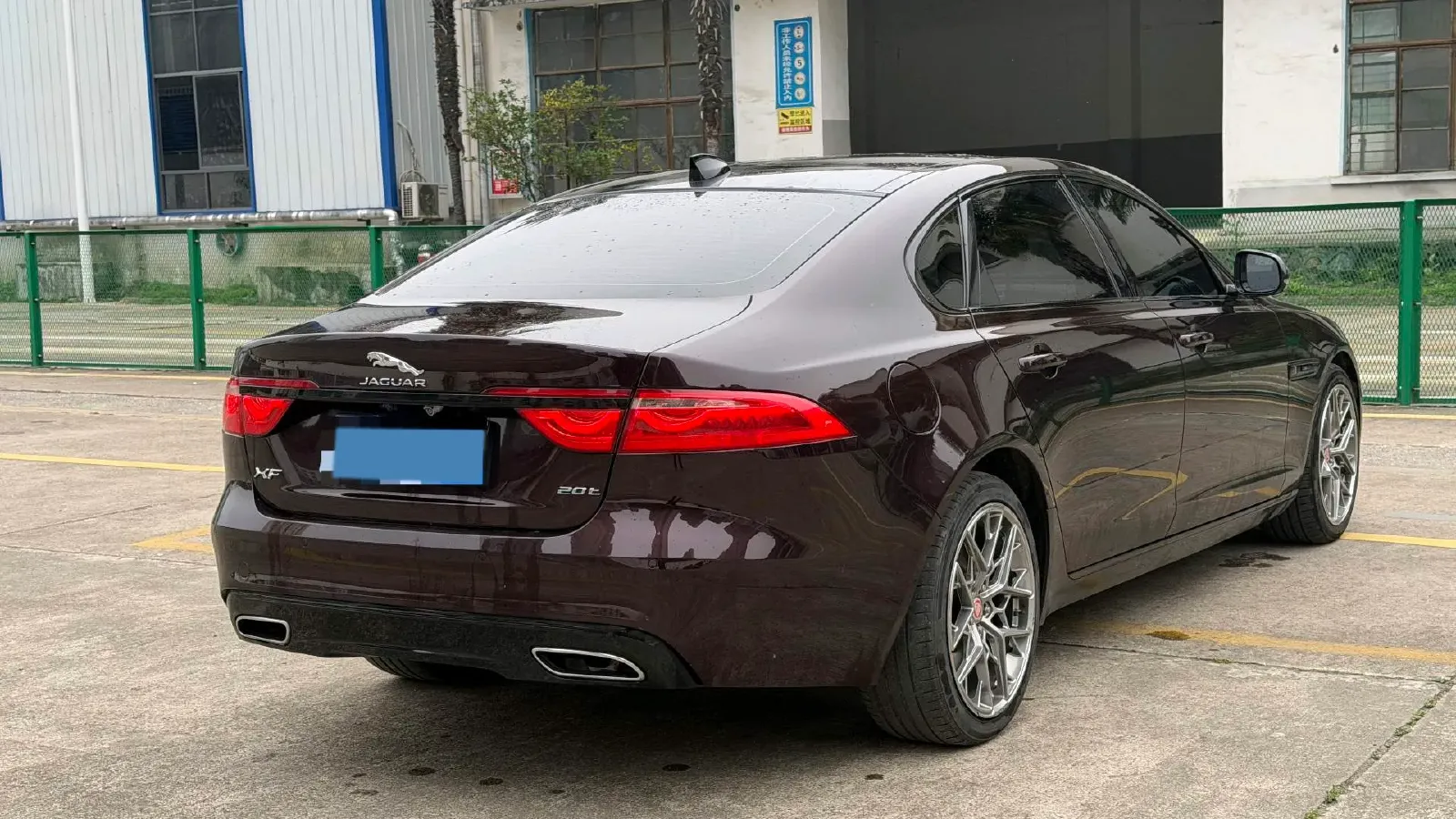 2020 Jaguar XFL 2.0T 200HP L4 8AT,autocango,china used car exporter,china ev exporter,chinese used car exporter,chinese used ev exporter