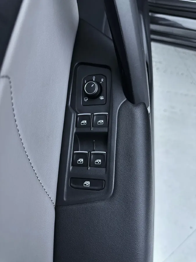 2023 Volkswagen Tayron 1.4T 150HP L4 7DCT,autocango,china used car exporter,china ev exporter,chinese used car exporter,chinese used ev exporter